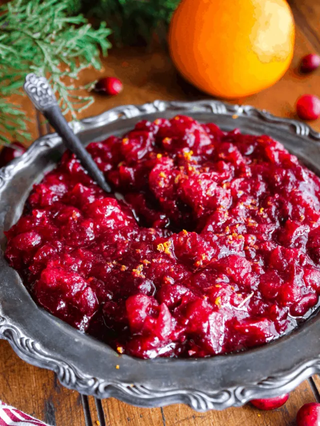 cropped-Cranberry-Sauce-w-Cardamom-Orange-Zest-8.png