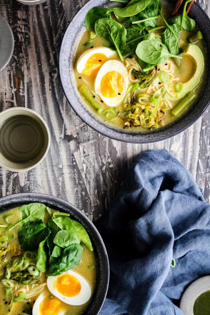 Close up of two bowls of ramen.