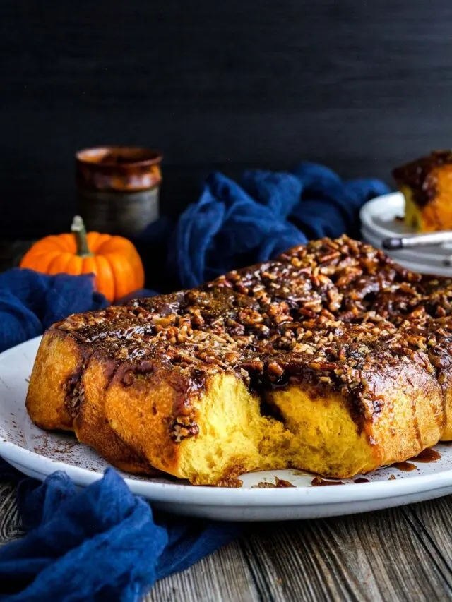 cropped-Pumpkin-Sticky-Buns-gsc.jpg