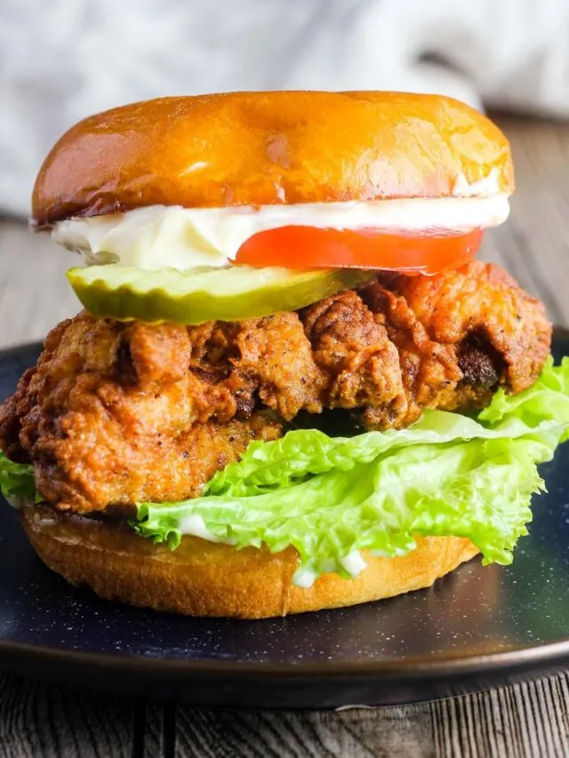 cropped-Crispy-Buttermilk-Chicken-Sandwich-gsc.jpg